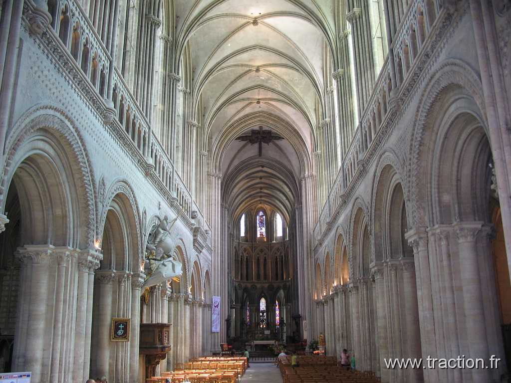 07_Bayeux (7).JPG - 2013, nos vacances en Normandie, la cathédrale de Bayeux
